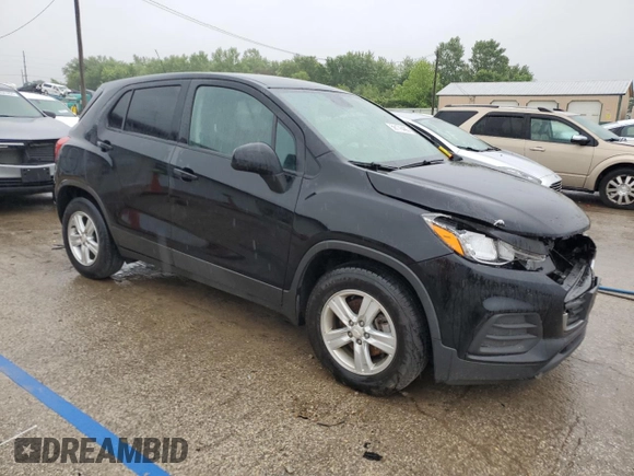 2020 Chevrolet Trax LS z VIN 3GNCJKSB8LL296338, wystawiony jako Copart lot #59176485 z przebiegiem 75 065 mil mil oraz Szkoda całkowita • Salvage title. Historia ofert i sprzedaży dostępna na DreamBid. Obrazek 4.
