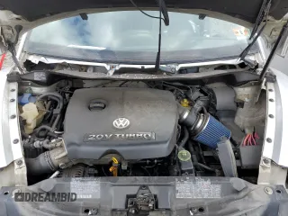 2000 Volkswagen Beetle GLX with VIN 3VWDD21C0YM482825, listed as a Copart auction lot 53031135 with 153,167 mi miles and Salvage Title. Bid and sale history available at DreamBid. Image 11.