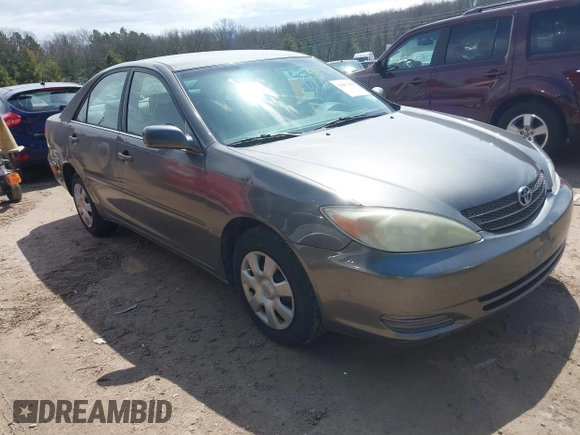 2004 Toyota Camry LE with VIN 4T1BE32K24U895575, listed as a IAAI auction lot 42067190 with 283,333 mi miles. Bid and sale history available at carsss.com. Image 1.
