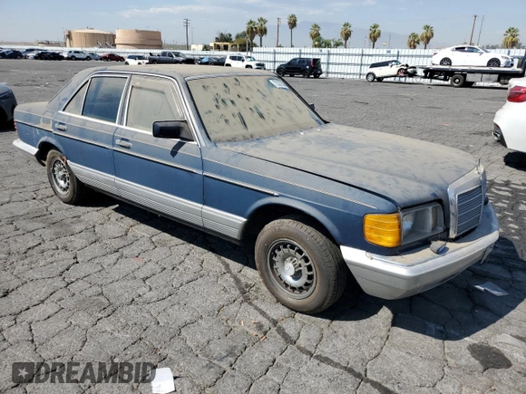 1984 Mercedes-Benz 300 SD z VIN WDBCB20A0EA023127, wystawiony jako Copart lot #72327594 z przebiegiem 257 727 mil mil oraz Szkoda całkowita • Salvage title. Historia ofert i sprzedaży dostępna na DreamBid. Obrazek 4.