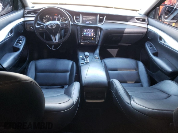2019 Infiniti QX50 LUXE with VIN 3PCAJ5M19KF133698, listed as a Copart auction lot 38974643 with 69,595 mi miles. Bid and sale history available at carsss.com. Image 8.