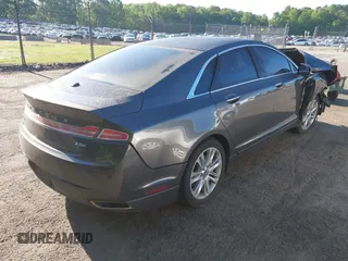 2016 Lincoln MKZ Hybrid with VIN 3LN6L2LU1GR611866, listed as a IAAI auction lot 42112532 with Not provided miles and . Bid and sale history available at DreamBid. Image 4.