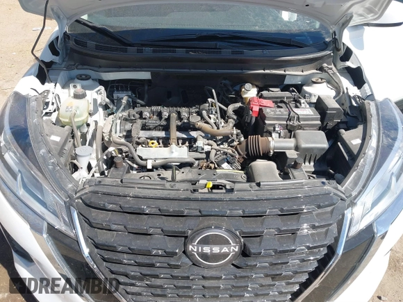 2024 Nissan Kicks SV with VIN 3N1CP5CV3RL496072, listed as a IAAI auction lot 41827609 with 9,059 mi miles. Bid and sale history available at carsss.com. Image 10.