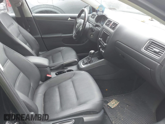 2012 Volkswagen Jetta SE с VIN 3VWDP7AJ4CM338027, выставлен на аукционе IAAI как лот 42198943 с пробегом 158 644 миль миль и . История ставок и продаж доступна на DreamBid. Изображение 5.