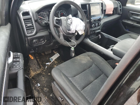 2025 Ram 1500 Big Horn z VIN 1C6RRFFG1SN523805, wystawiony jako Copart lot #57298595 z przebiegiem 3 557 mil mil oraz Szkoda całkowita • Salvage title. Historia ofert i sprzedaży dostępna na DreamBid. Obrazek 8.