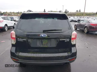 2018 Subaru Forester Premium with VIN JF2SJGEC4JH581718, listed as a IAAI auction lot 41988454 with 76,376 mi miles. Bid and sale history available at carsss.com. Image 16.