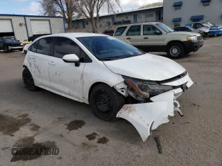 2022 Toyota Corolla LE with VIN JTDEPMAE1N3029242, listed as a Copart auction lot 45032755 with 37,399 mi miles and Salvage Title. Bid and sale history available at carsss.com. Image 4.
