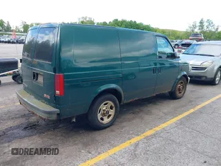 2004 GMC Safari z VIN 1GTDL19X74B503033, wystawiony jako IAAI lot #42316603 z przebiegiem 178 865 mil mil oraz . Historia ofert i sprzedaży dostępna na DreamBid. Obrazek 4.