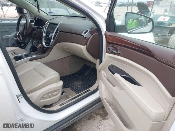 2015 Cadillac SRX Luxury Collection with VIN 3GYFNBE31FS552323, listed as a IAAI auction lot 41553081 with 91,214 mi miles. Bid and sale history available at carsss.com. Image 5.