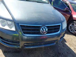 2005 Volkswagen Touareg 3.2L V6 with VIN WVGZG77L65D079228, listed as a IAAI auction lot 41832037 with Not Provided miles and . Bid and sale history available at DreamBid. Image 6.