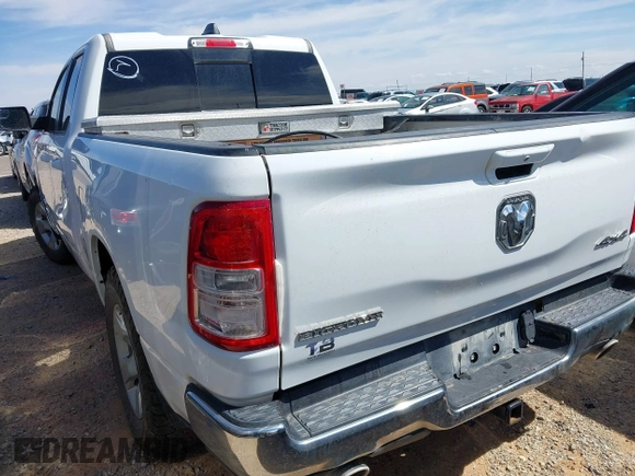 2022 Ram 1500 Big Horn with VIN 1C6SRFBT0NN179909, listed as a IAAI auction lot 42747237 with 91,521 mi miles and . Bid and sale history available at DreamBid. Image 3.