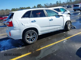 2014 Kia Sorento SX with VIN 5XYKWDA70EG443390, listed as a IAAI auction lot 41340922 with 105,570 mi miles. Bid and sale history available at carsss.com. Image 4.