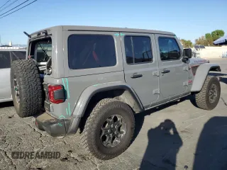 2020 Jeep Wrangler Unlimited Recon with VIN 1C4HJXFN5LW304700, listed as a Copart auction lot 86005334 with 32,786 mi miles and Salvage title. Bid and sale history available at DreamBid. Image 3.