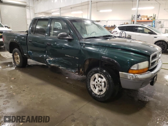 2002 Dodge Dakota SLT with VIN 1B7HG48N42S725145, listed as a Copart auction lot 82690584 with 159,161 mi miles and Salvage Title. Bid and sale history available at carsss.com. Image 4.