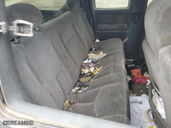 2003 Chevrolet Silverado 1500 LS with VIN 2GCEC19V931218559, listed as a Copart auction lot 46908835 with 269,668 mi miles and Salvage Title. Bid and sale history available at carsss.com. Image 10.
