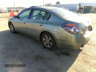 2007 Nissan Altima 2.5 with VIN 1N4AL21E57N462154, listed as a IAAI auction lot 41841513 with 243,059 mi miles. Bid and sale history available at carsss.com. Image 3.