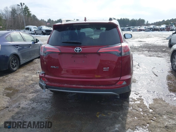 2018 Toyota RAV4 XLE with VIN 2T3RFREV1JW778612, listed as a IAAI auction lot 41664082 with 92,417 mi miles. Bid and sale history available at carsss.com. Image 16.