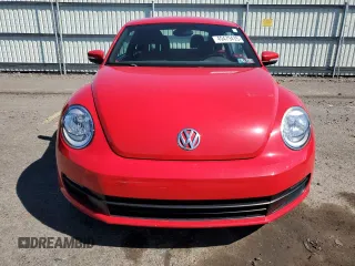 2012 Volkswagen Beetle 2.5L PZEV with VIN 3VWJP7AT2CM639920, listed as a Copart auction lot 49479435 with 59,515 mi miles and Salvage Title. Bid and sale history available at carsss.com. Image 5.