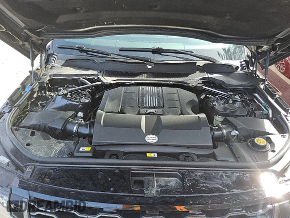 2019 Land Rover Range Rover with VIN SALGS5RE9KA528226, listed as a Copart auction lot 47733385 with 98,481 mi miles and Clean Title. Bid and sale history available at carsss.com. Image 12.