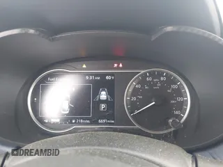 2024 Nissan Versa SV с VIN 3N1CN8EV4RL867213, выставлен на аукционе IAAI как лот 42031313 с пробегом 6 691 миль миль и . История ставок и продаж доступна на DreamBid. Изображение 7.