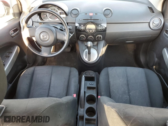 2014 Mazda 2 Sport z VIN JM1DE1KZ1E0178916, wystawiony jako Copart lot #53875655 z przebiegiem 143 531 mil mil oraz Szkoda całkowita • Salvage title. Historia ofert i sprzedaży dostępna na DreamBid. Obrazek 8.