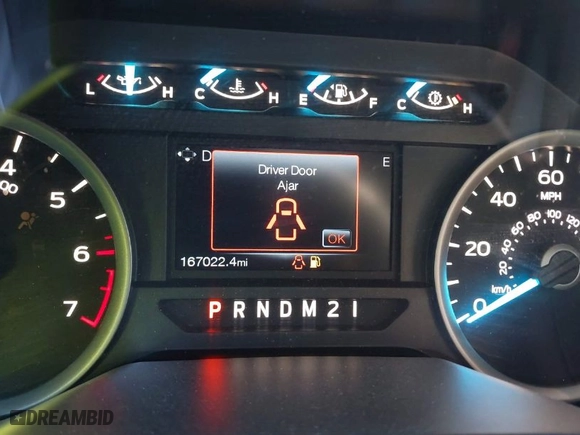 2015 Ford F-150 XL with VIN 1FTEW1CG5FKE30431, listed as a IAAI auction lot 41230334 with 167,022 mi miles. Bid and sale history available at carsss.com. Image 16.