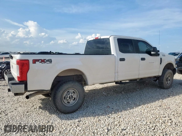 2018 Ford F-250 XL z VIN 1FT7W2B6XJED02815, wystawiony jako Copart lot #63016315 z przebiegiem 314 876 mil mil oraz Szkoda całkowita • Salvage title. Historia ofert i sprzedaży dostępna na DreamBid. Obrazek 3.