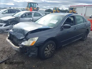 2005 Honda Accord LX z VIN 1HGCM56425A148498, wystawiony jako IAAI lot #40883324 z przebiegiem 245 802 mil mil oraz . Historia ofert i sprzedaży dostępna na DreamBid. Obrazek 17.