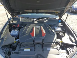 2023 Audi RS Q8 z VIN WU1ARBF1XPD019067, wystawiony jako Copart lot #45020084 z przebiegiem 7297 mil mil oraz . Historia ofert i sprzedaży dostępna na DreamBid. Obrazek 11.