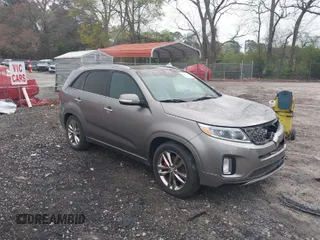 2014 Kia Sorento SX with VIN 5XYKW4A75EG440789, listed as a IAAI auction lot 41937425 with 103,104 mi miles. Bid and sale history available at carsss.com. Image 1.