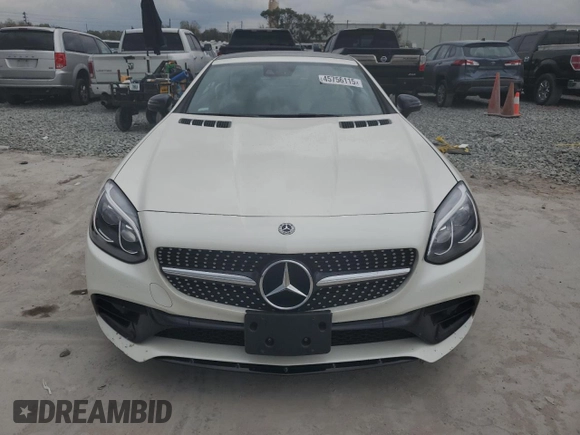 2018 Mercedes-Benz SLC 300 z VIN WDDPK3JA9JF151537, wystawiony jako Copart lot #45756115 z przebiegiem 43 123 mil mil oraz Szkoda całkowita • Salvage title. Historia ofert i sprzedaży dostępna na DreamBid. Obrazek 5.
