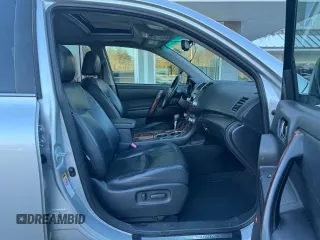 2011 Toyota Highlander Hybrid Limited with VIN JTEDC3EH0B2001886, listed as a Copart auction lot 44797085 with 253,254 mi miles and Clean Title. Bid and sale history available at carsss.com. Image 5.