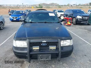 2007 Ford Police Interceptor z VIN 2FAHP71W97X148174, wystawiony jako IAAI lot #41889052 z przebiegiem Nie podano mil oraz . Historia ofert i sprzedaży dostępna na DreamBid. Obrazek 12.