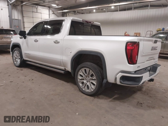 2020 GMC Sierra 1500 Denali z VIN 1GTU9FEL9LZ116486, wystawiony jako IAAI lot #41392384 z przebiegiem 61 283 mil mil oraz . Historia ofert i sprzedaży dostępna na DreamBid. Obrazek 3.