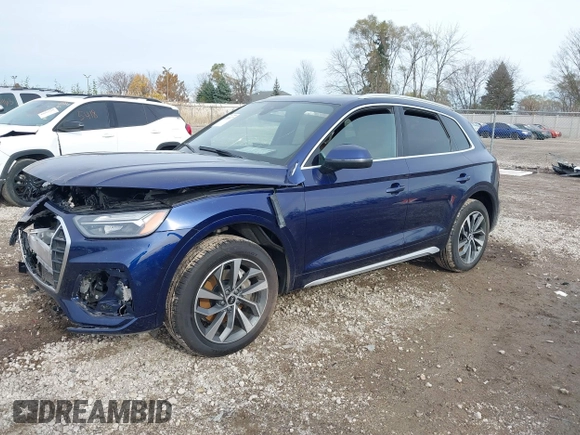 2021 Audi Q5 Premium Plus with VIN WA1BAAFY4M2051403, listed as a IAAI auction lot 40765677 with 30,496 mi miles. Bid and sale history available at carsss.com. Image 17.