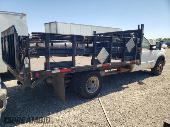 2015 Ford F-350 с VIN 1FDRF3G63FEB30721, выставлен на аукционе Copart как лот 73020164 с пробегом 330 236 миль миль и Чистый • Clean title. История ставок и продаж доступна на DreamBid. Изображение 3.