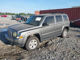 2012 Jeep Patriot Sport with VIN 1C4NJRBB3CD612311, listed as a IAAI auction lot 42146930 with 184,353 mi miles. Bid and sale history available at carsss.com. Image 2.