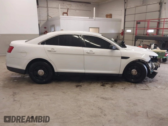 2013 Ford Police Interceptor с VIN 1FAHP2M8XDG152879, выставлен на аукционе IAAI как лот 41976583 с пробегом 138 129 миль миль и . История ставок и продаж доступна на DreamBid. Изображение 14.