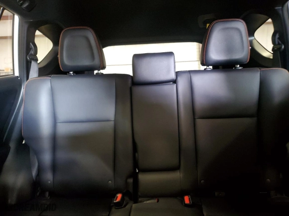 2018 Toyota RAV4 SE with VIN JTMJFREV8JD242461, listed as a Copart auction lot 43917985 with 40,821 mi miles and Salvage Title. Bid and sale history available at carsss.com. Image 10.