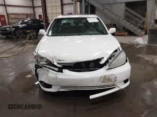 2005 Toyota Camry LE with VIN 4T1BF30KX5U083054, listed as a IAAI auction lot 41814022 with 195,608 mi miles and . Bid and sale history available at DreamBid. Image 13.