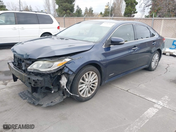 2015 Toyota Avalon Hybrid XLE Touring with VIN 4T1BD1EB1FU038377, listed as a IAAI auction lot 41483857 with 228,909 mi miles. Bid and sale history available at carsss.com. Image 18.