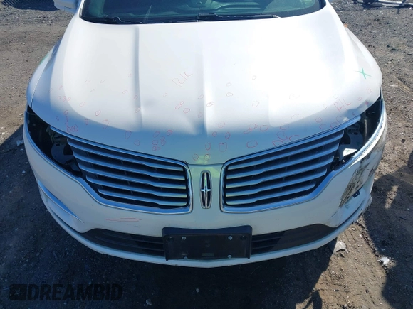 2018 Lincoln MKC Premiere with VIN 5LMCJ1D97JUL07161, listed as a IAAI auction lot 42048564 with 169,177 mi miles and . Bid and sale history available at DreamBid. Image 6.