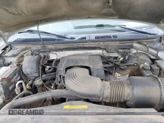 1999 Ford Expedition XLT z VIN 1FMPU18L0XLA32023, wystawiony jako IAAI lot #41976697 z przebiegiem Nie podano mil oraz . Historia ofert i sprzedaży dostępna na DreamBid. Obrazek 10.