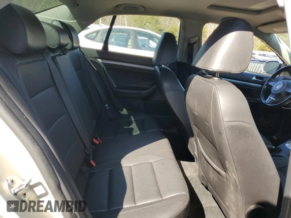 2010 Volkswagen Jetta Sedan Limited with VIN 3VWRZ7AJ2AM138373, listed as a Copart auction lot 49278525 with 191,640 mi miles and Salvage Title. Bid and sale history available at carsss.com. Image 10.
