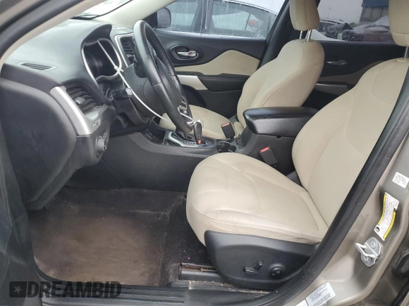 2017 Jeep Cherokee Latitude с VIN 1C4PJLCS6HW640751, выставлен на аукционе Copart как лот 57822525 с пробегом 115 216 миль миль и Чистый • Clean title. История ставок и продаж доступна на DreamBid. Изображение 7.