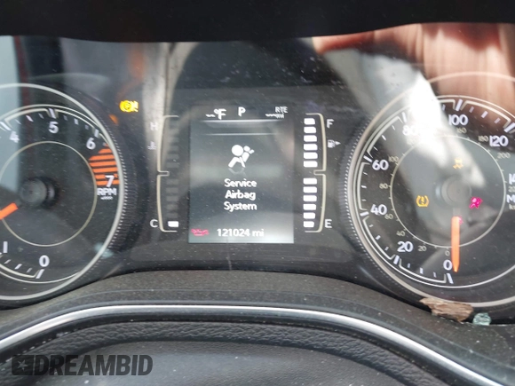 2019 Jeep Cherokee Latitude with VIN 1C4PJLCB4KD358305, listed as a IAAI auction lot 41990957 with 121,024 mi miles. Bid and sale history available at carsss.com. Image 7.