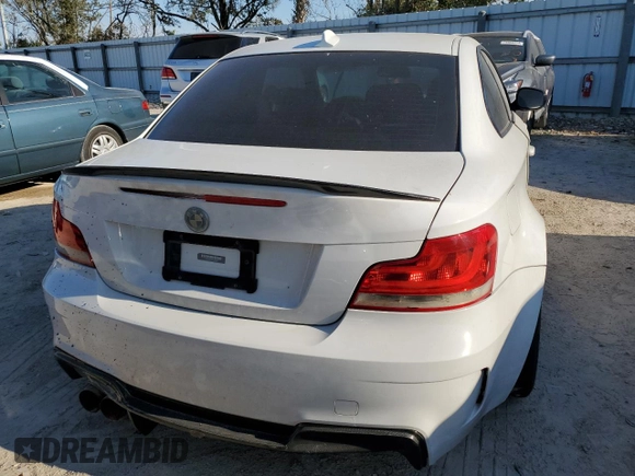 2013 BMW 1 Series 135i z VIN WBAUC9C54DVY60302, wystawiony jako Copart lot #75686944 z przebiegiem Nie podano mil oraz Nie do naprawy • Non repairable. Historia ofert i sprzedaży dostępna na DreamBid. Obrazek 6.