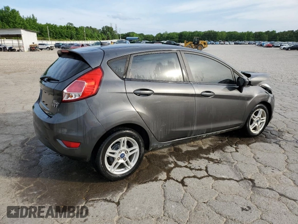 2019 Ford Fiesta SE z VIN 3FADP4EJ4KM115566, wystawiony jako Copart lot #55336615 z przebiegiem 202 912 mil mil oraz Szkoda całkowita • Salvage title. Historia ofert i sprzedaży dostępna na DreamBid. Obrazek 3.