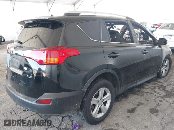 2013 Toyota RAV4 XLE with VIN 2T3WFREVXDW068020, listed as a IAAI auction lot 37515551 with 1 mi miles. Bid and sale history available at carsss.com. Image 4.