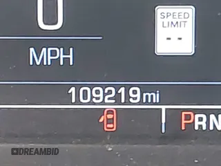 2019 GMC Yukon XL SLT with VIN 1GKS1GKC1KR384332, listed as a IAAI auction lot 41232450 with 109,219 mi miles. Bid and sale history available at carsss.com. Image 16.